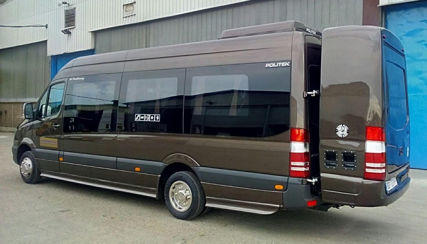 Mercedes Benz Sprinter 18+2